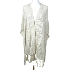 St Johns Bay Womens Sweater Sz XXL Poncho Oversized Crochet Boho Fringe Hippie